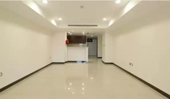 Résidentiel Propriété prête Studio S / F Appartement  à vendre au Al-Sadd , Doha #15873 - 1  image 